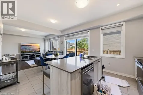 8 Pinnacle Court Hamilton ON L0R 1W0