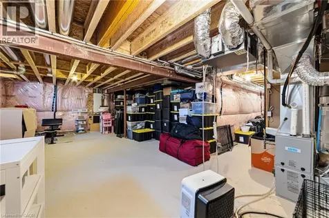 8 Pinnacle Court Hamilton ON L0R 1W0