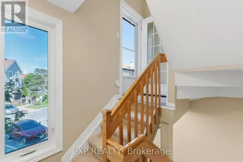 2 Stonebank Crescent Ottawa ON K2H 9M1