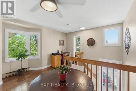 2 Stonebank Crescent Ottawa ON K2H 9M1