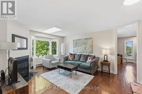 2 Stonebank Crescent Ottawa ON K2H 9M1