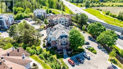 2 Stonebank Crescent Ottawa ON K2H 9M1