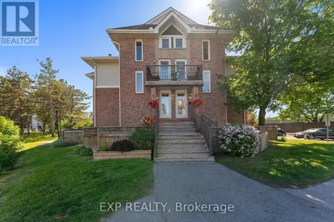 2 Stonebank Crescent Ottawa ON K2H 9M1