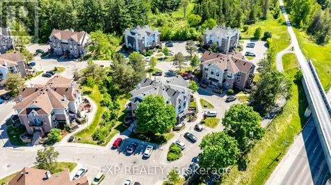 2 Stonebank Crescent Ottawa ON K2H 9M1