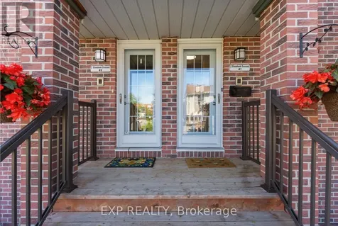 2 Stonebank Crescent Ottawa ON K2H 9M1