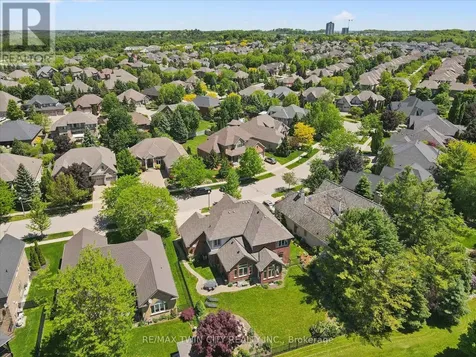 74 Pennsylvania Crescent Kitchener ON N2P 2S6