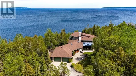 28 Elgin Street Northern Bruce Peninsula ON N0H 2R0