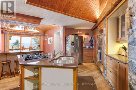 28 Elgin Street Northern Bruce Peninsula ON N0H 2R0