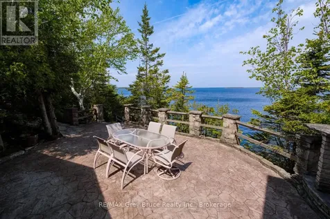 28 Elgin Street Northern Bruce Peninsula ON N0H 2R0
