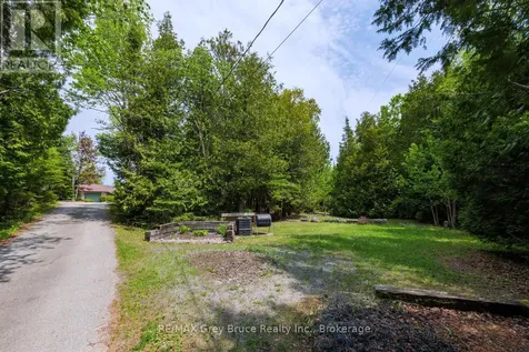 28 Elgin Street Northern Bruce Peninsula ON N0H 2R0