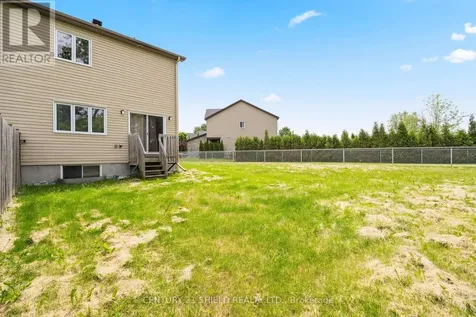 1144 Clement Court Cornwall ON K6H 0G3