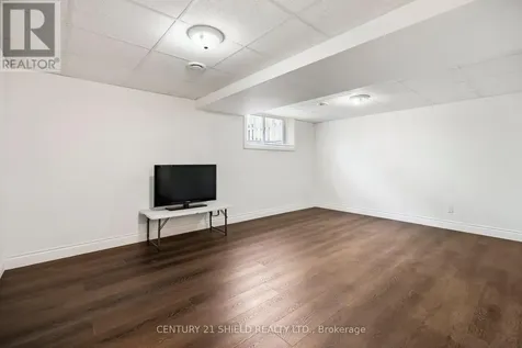 1144 Clement Court Cornwall ON K6H 0G3