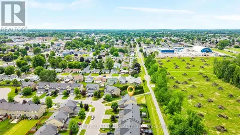 1144 Clement Court Cornwall ON K6H 0G3