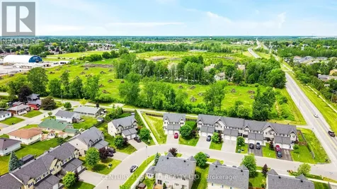1144 Clement Court Cornwall ON K6H 0G3
