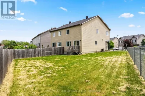 1144 Clement Court Cornwall ON K6H 0G3