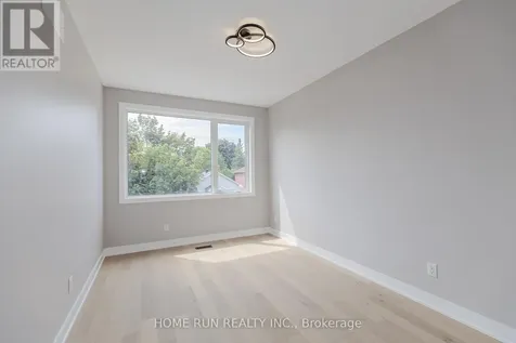 295 Dovercourt Avenue Ottawa ON K1Z 7H4