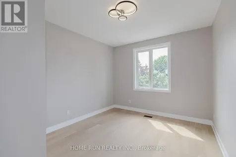 295 Dovercourt Avenue Ottawa ON K1Z 7H4