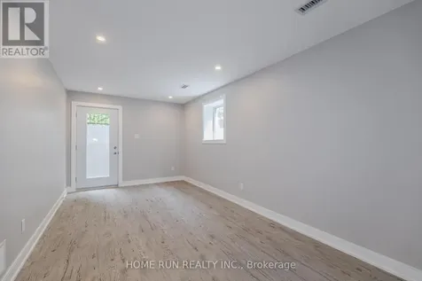 295 Dovercourt Avenue Ottawa ON K1Z 7H4