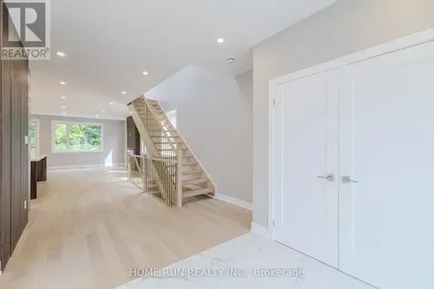 295 Dovercourt Avenue Ottawa ON K1Z 7H4