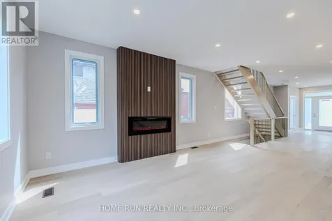 295 Dovercourt Avenue Ottawa ON K1Z 7H4