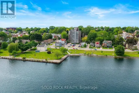 109 King Street East Brockville ON K6V 1B8