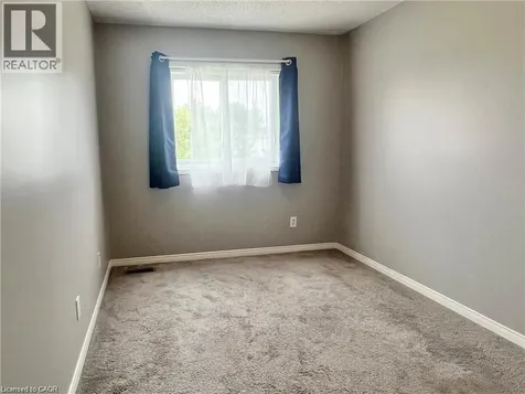 209 Auburn Drive Waterloo ON N2K 3T1