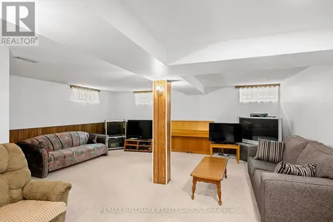 839 Weston Drive Ottawa ON K1G 1W5