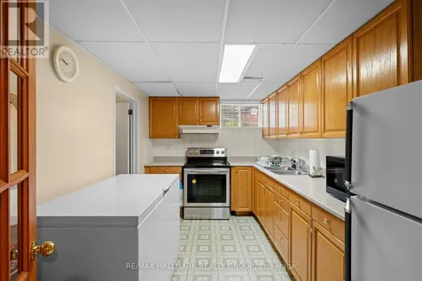 839 Weston Drive Ottawa ON K1G 1W5