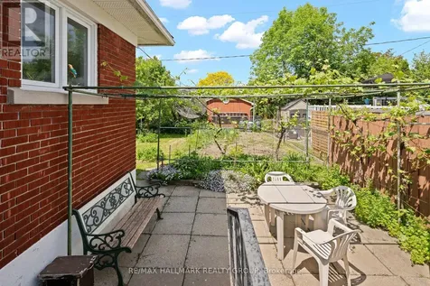839 Weston Drive Ottawa ON K1G 1W5
