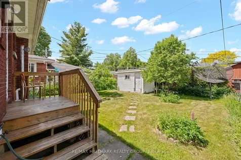 839 Weston Drive Ottawa ON K1G 1W5