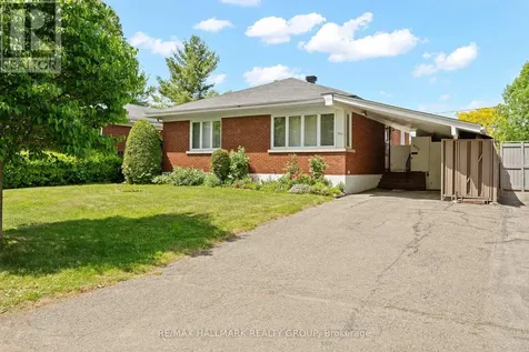 839 Weston Drive Ottawa ON K1G 1W5