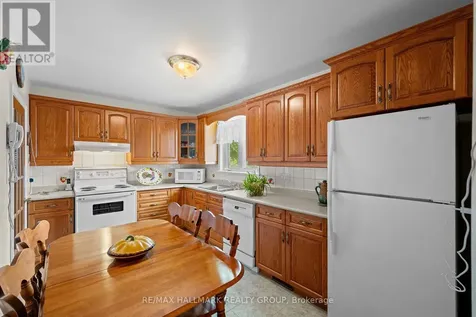 839 Weston Drive Ottawa ON K1G 1W5