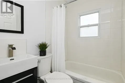 123 Pamilla Street Ottawa ON K1S 3K9