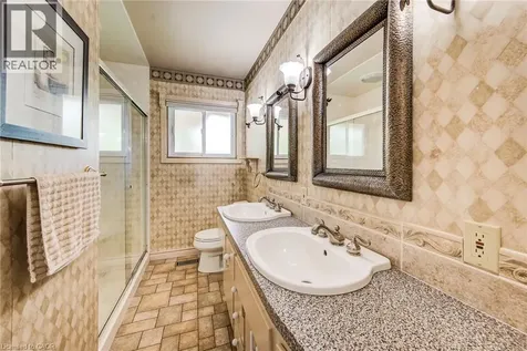 192 Warren Road Kitchener ON N2M 4T7