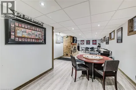 192 Warren Road Kitchener ON N2M 4T7
