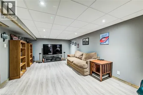 192 Warren Road Kitchener ON N2M 4T7