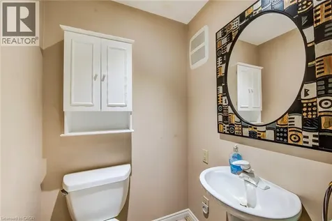192 Warren Road Kitchener ON N2M 4T7