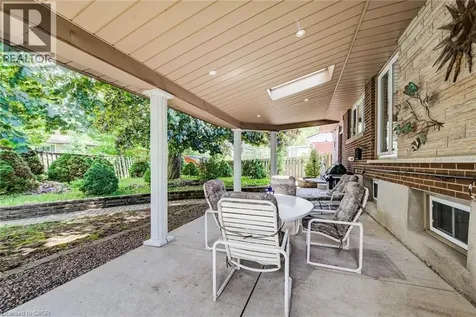 192 Warren Road Kitchener ON N2M 4T7