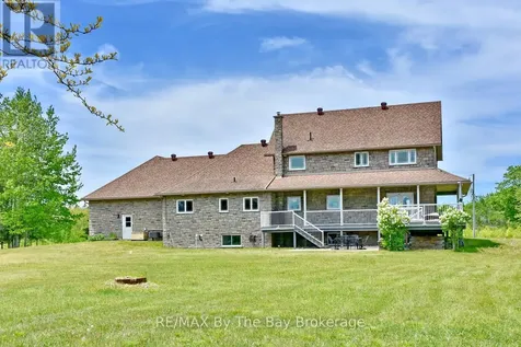 960 Lawson Road Tiny ON L0L 1P1