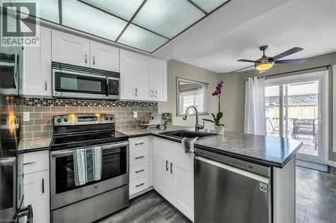 732 Bennett Crescent Oshawa ON L1K 1T6
