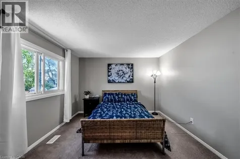 732 Bennett Crescent Oshawa ON L1K 1T6