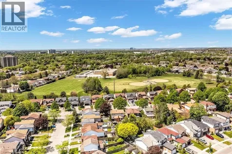 732 Bennett Crescent Oshawa ON L1K 1T6