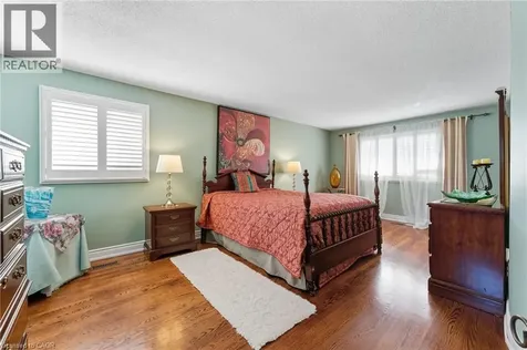 3043 Vanderbilt Road Mississauga ON L5N 4W8