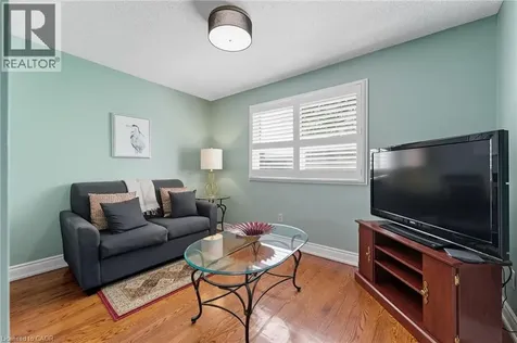 3043 Vanderbilt Road Mississauga ON L5N 4W8