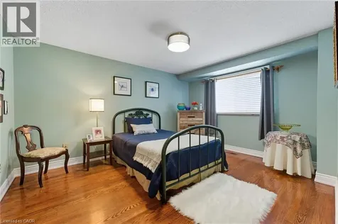 3043 Vanderbilt Road Mississauga ON L5N 4W8