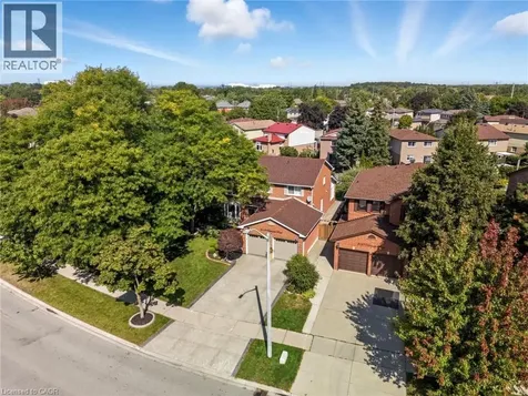 3043 Vanderbilt Road Mississauga ON L5N 4W8