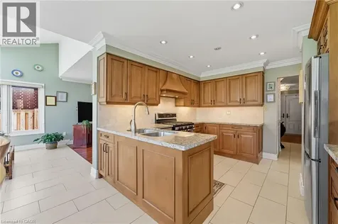 3043 Vanderbilt Road Mississauga ON L5N 4W8