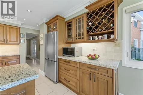 3043 Vanderbilt Road Mississauga ON L5N 4W8