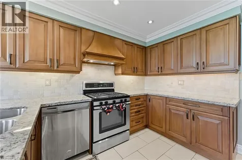 3043 Vanderbilt Road Mississauga ON L5N 4W8