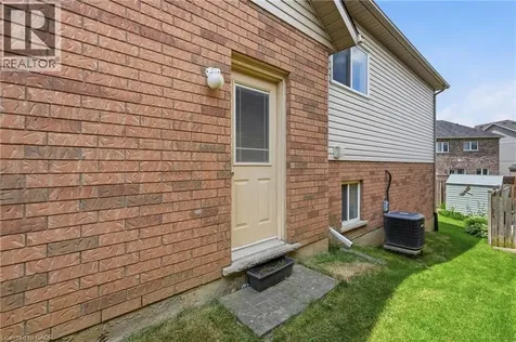 4869 Cherrywood Drive Beamsville ON L3J 0G3